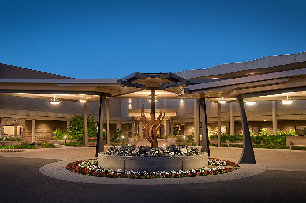 Phoenix Country Club Exterior